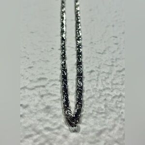 Vintage Long Silver-tone Snail Chain Link Necklace